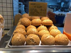 -鲍师傅糕点(江苏路店)