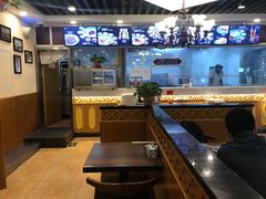 -陇兴楼兰州拉面(西安咸阳国际机场店)