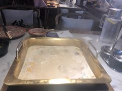 -尚尚仙·酸汤猪手·猪肚鸡火锅(华联万柳购物中心店)