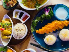 -暹罗酒肆泰餐厅酒吧