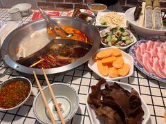 -山悦里 山野·鲜火锅(罗斯福广场店)