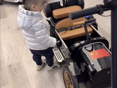 -MONCLER(北京SKP概念店)