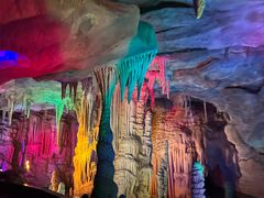 -泰安地下龙宫景区