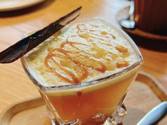 -Common Table · Brunch & Coffee