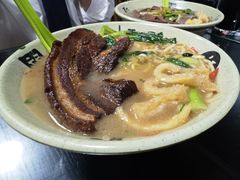 大肉面-金原鸭血粉丝汤·汤包·脆皮烤鸭(南京博物院店)