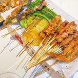 夜宵时间烧烤大餐!