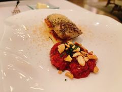 香煎鹅肝配草莓果酱和马科纳杏仁-Jean Georges