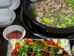 -乐山食古香跷脚牛肉