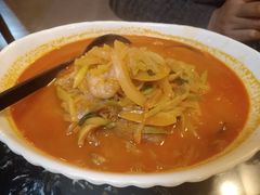 辣海鲜面-桃园中华料理炸酱面(燕儿岛路店)