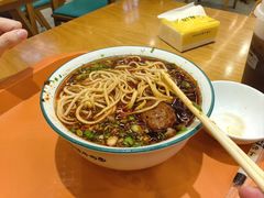 -穆芳阁兰州纯汤牛肉面(西安总店)