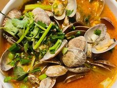 -何记花甲(海岸城旗舰店)