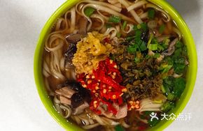 The Most Popular Noodle Shop on the Second Floor