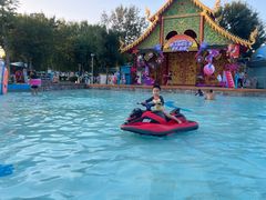 -欢乐水魔方水世界
