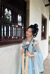 -一揽芳华汉服旗袍体验馆(拙政园店)
