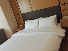 -全季酒店(昆明翠湖云大医院店)