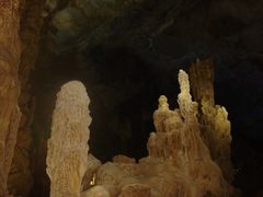 -巴马水晶宫