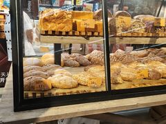 -blt精品超市(上海杨浦合生汇店)