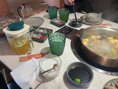 -喃喃椰·糟粕醋·椰子鸡火锅(七堡花园店)