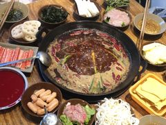 -周幺妹重庆老火锅(银泰城总店)