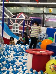 -开心哈乐亲子乐园(东森时尚百货店)