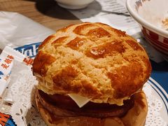 广州首创Big Men菠萝包-敏华冰厅(天河城店)