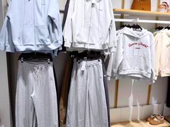 -hotwind热风(国际商场店)