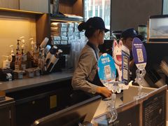 -瑞幸咖啡(三里屯SOHO-6号楼店)