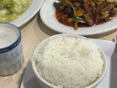 -YI PIN JU 一品居中餐厅 中国超市
