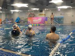-蓝旗亲子游泳(范湖万达广场店)