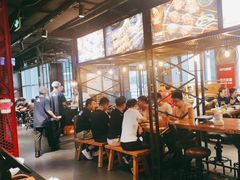 -管氏翅吧(中关村店)