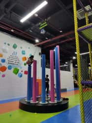 -蹦贝运动中心·蹦床·攀岩·闯关(龙岗店)