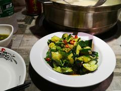-鸣牌鸡煲(大岭山店)