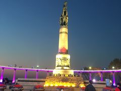 -人民防洪胜利纪念塔