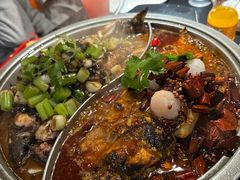 -辣尚瘾·烤鱼·新川菜(交大直营店)