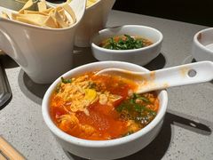 -海底捞火锅(宝龙广场夜宵主题店)