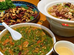 -老滇山寨•云南特色菜•地方菜•民族风情歌舞表演(金碧店)