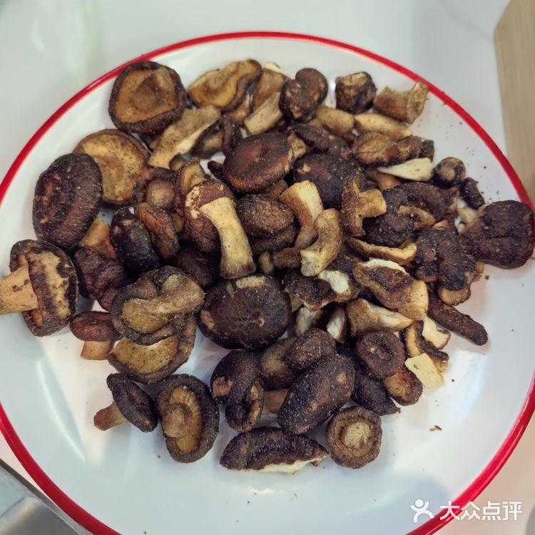 今天的美食探店之旅