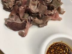 -关东小磨东北菜(上海长风大悦城店)