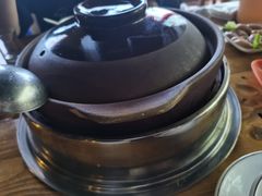 -广味炭炉鸡煲(宝业路分店)