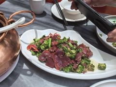 -蔼若春.传承三十年云南菜(金碧公园店)