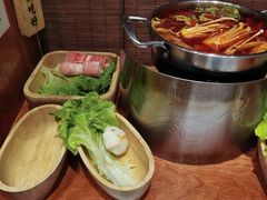 -独食火锅·半米屋台(直营总店)