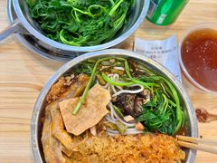-柳州肥姨妈大骨螺蛳粉(东靖路店)