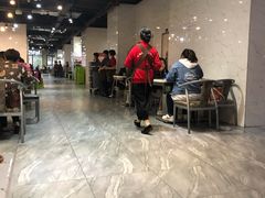 -凤凰路何眼镜香辣蟹(花果园店)