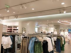 -H&M(华润万象城店)