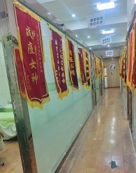 -苗医生专业祛痘·皮肤管理