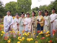 -鹅湖玫瑰文化园