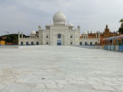 -中国死海旅游度假区