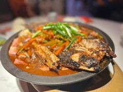 -鸣记脆皮烤鱼·海鲜烤鱼(三八广场店)