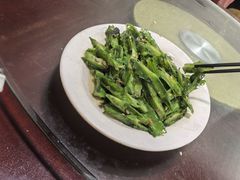 -岛中岛·海鲜大排档·万宁老字号(东澳店)