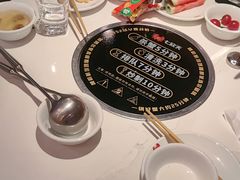 -七欣天香辣蟹火锅(闵行浦江欢乐颂店)